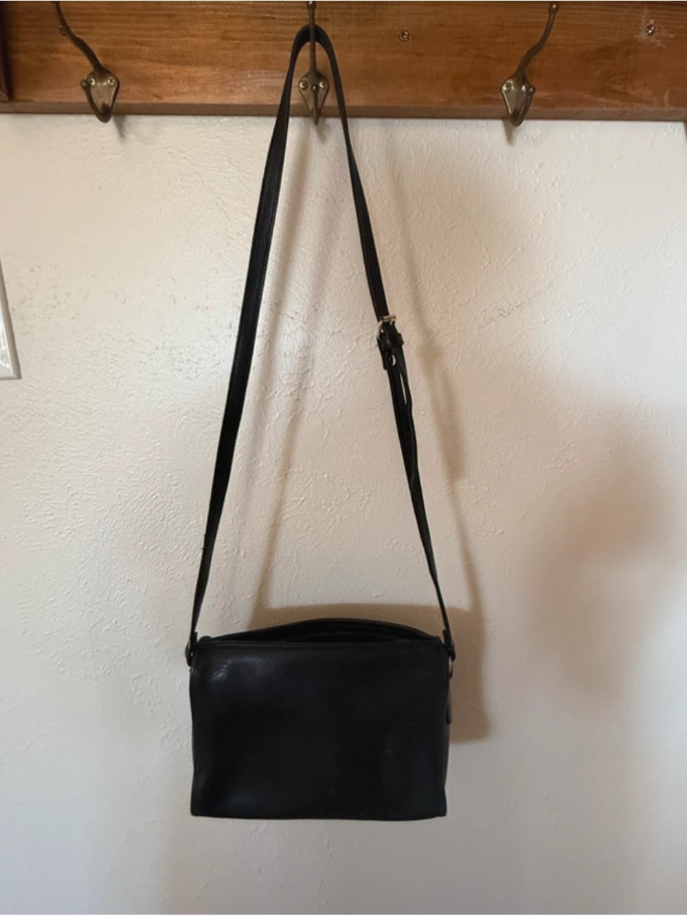Hunt Club Black Leather Crossbody Bag